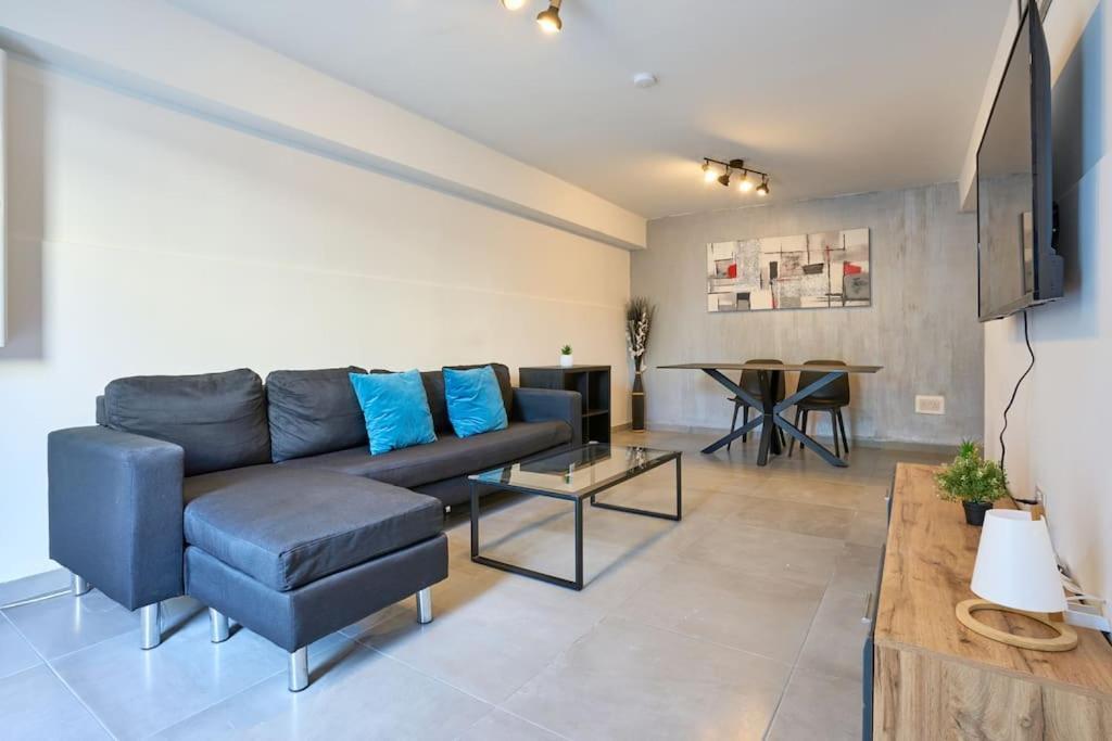 Urban Front - Walking Distance From Paceville And St George Bay Beach Is-Swieqi ภายนอก รูปภาพ